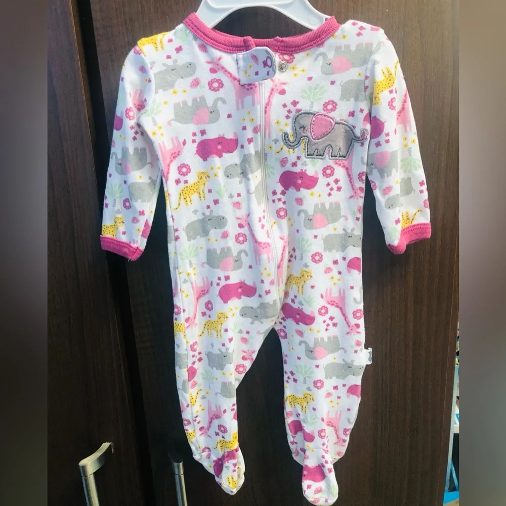All sleepwear are 0-3M different brands. - Picture 2 of 12
